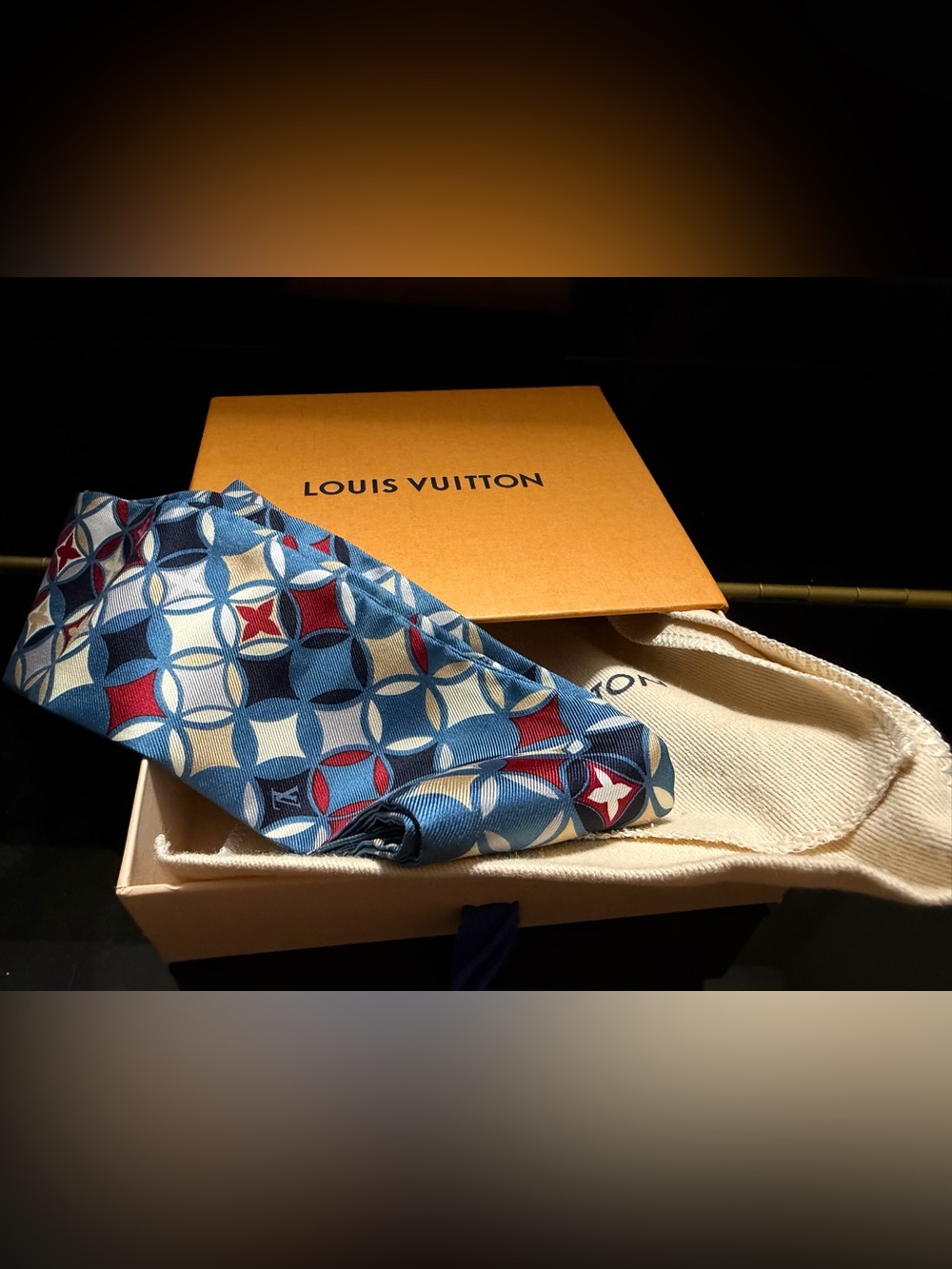 Louis Vuitton Authentic Silk Bandeau Twilly Scarf Brand New Never Worn -Full Set